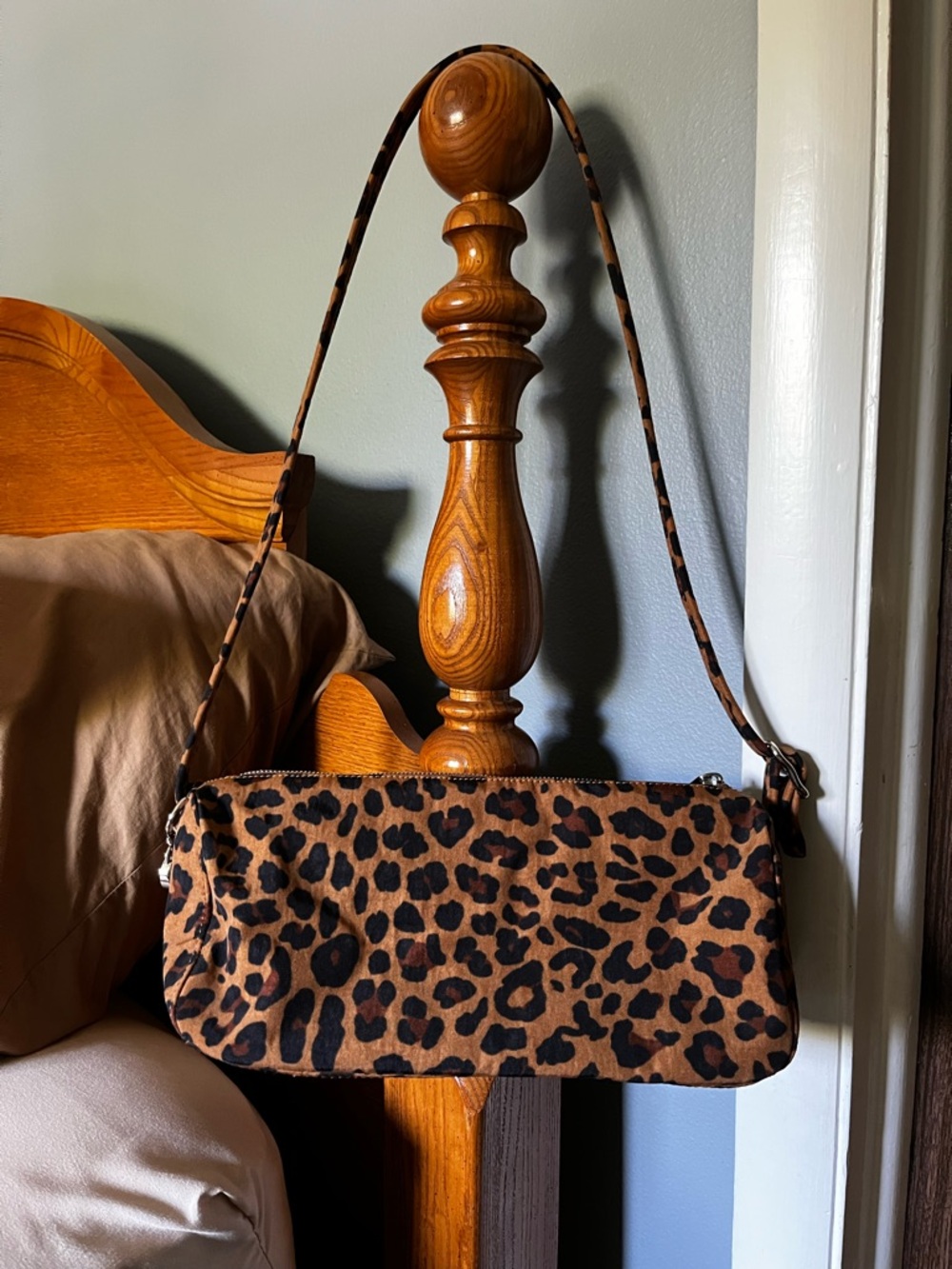 Baggu Leopard Loaf Bag